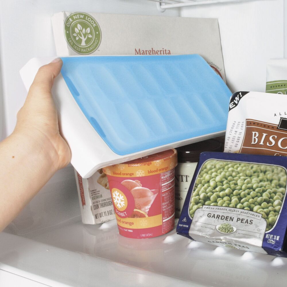 No-Spill Ice Cube Tray R7