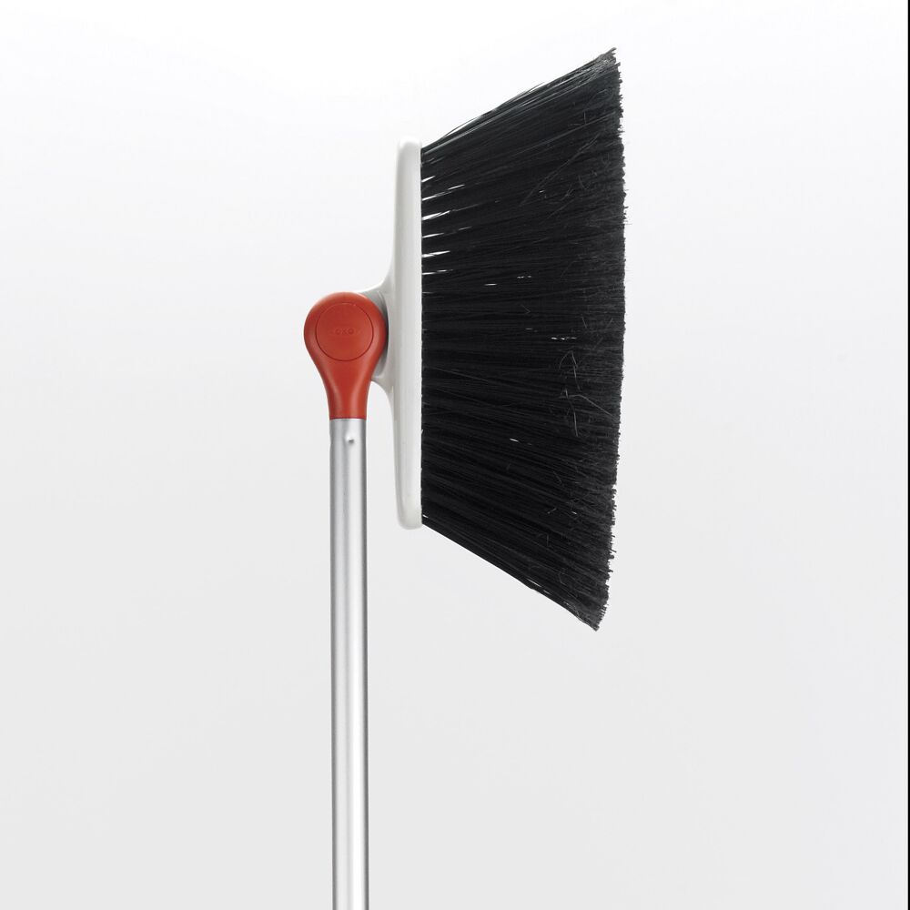 Any-Angle Broom W6