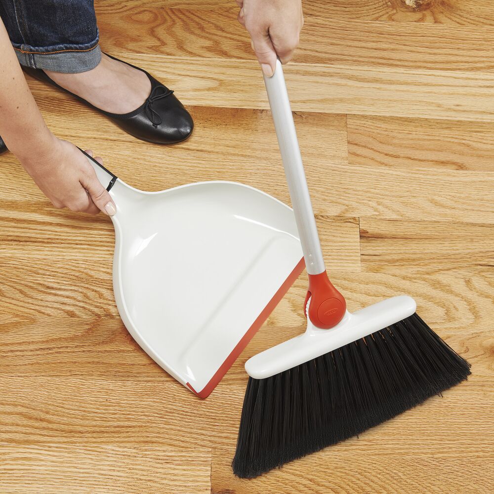 Any-Angle Broom W6