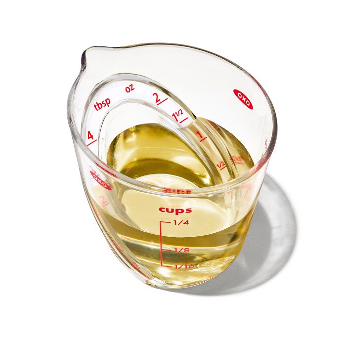 Mini Angled Measuring Cup W6