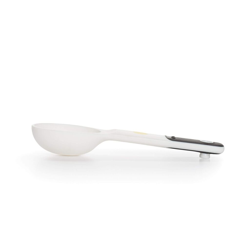 7 Piece Plastic Measuring Spoons - White L7