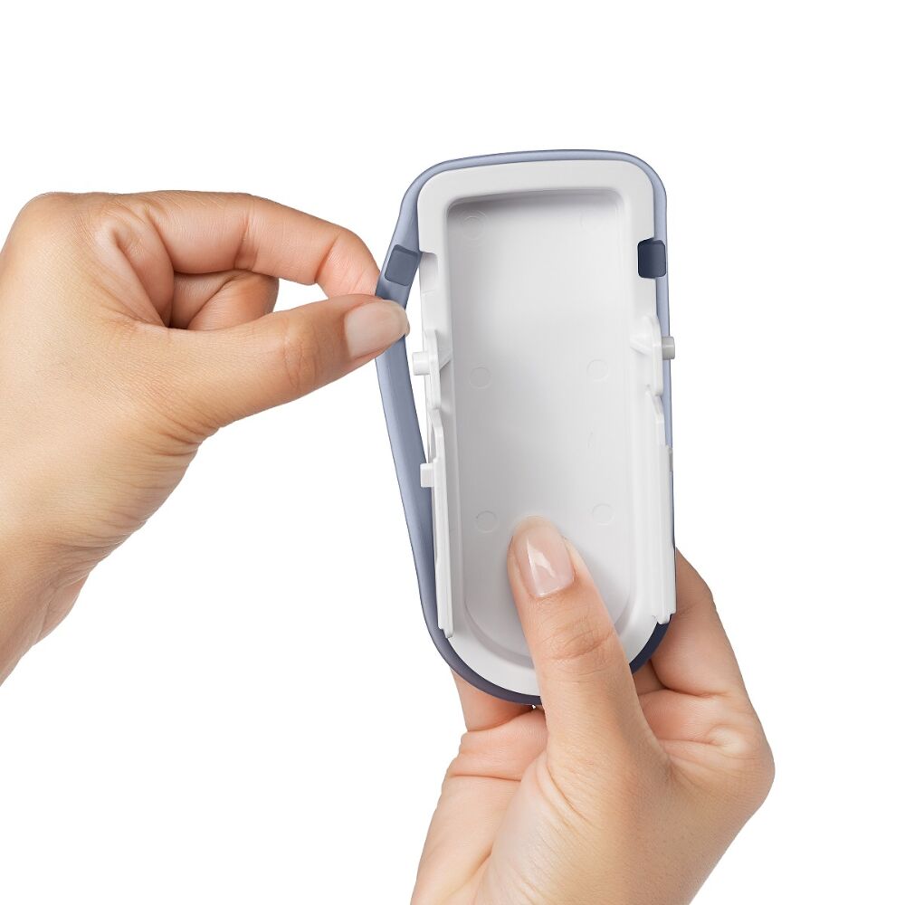 OXO Good Grips All-Purpose Dispenser (1.2 Qt) L2
