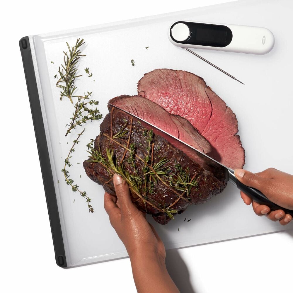 Carving and Cutting Board I6