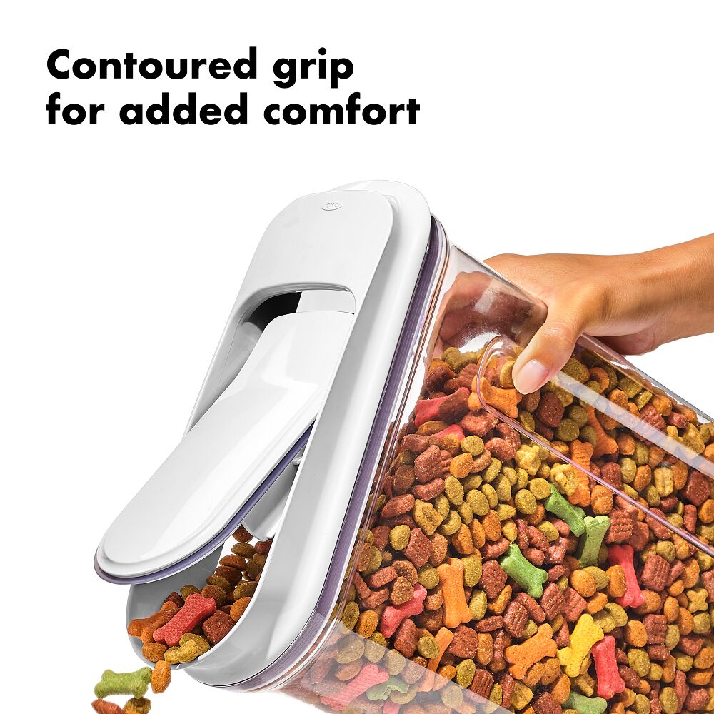 OXO Good Grips Pet Food Dispenser - 4.5 Qt/4.3 L C5