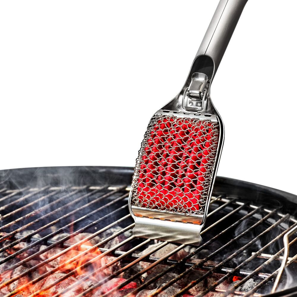 Coiled Grill Brush With Replaceable Head Q2