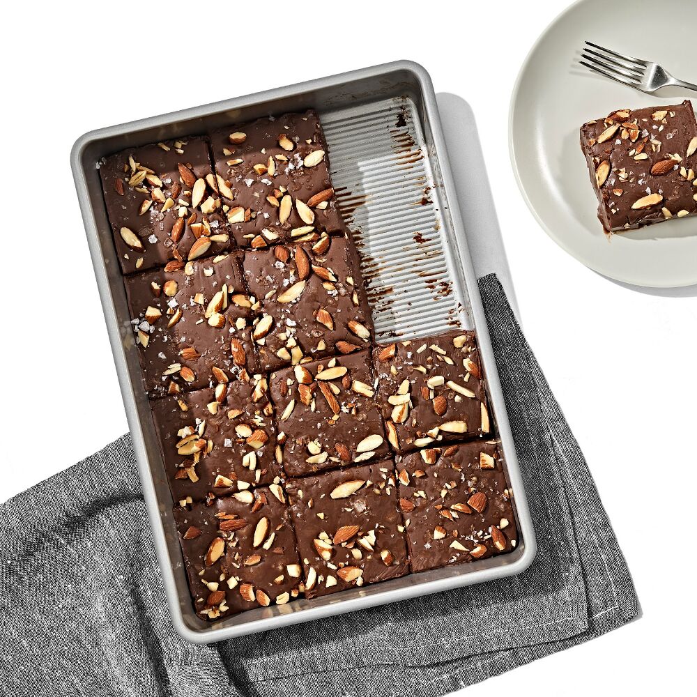 Non-Stick Pro Clear Coated 9 In x 13 In Cake Pan Z3