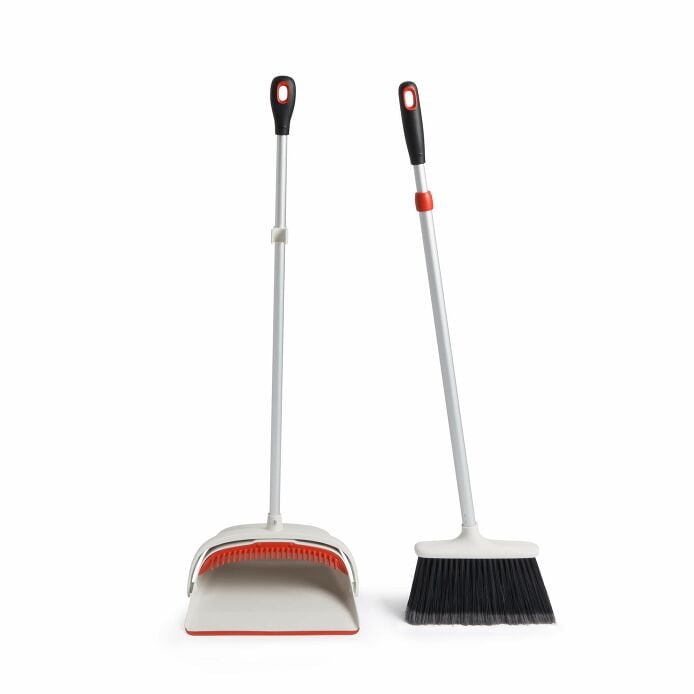 Large Sweep Set with Extendable Broom N4