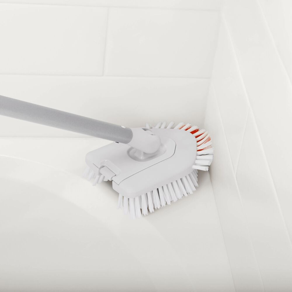 Extendable Tub & Tile Brush K1
