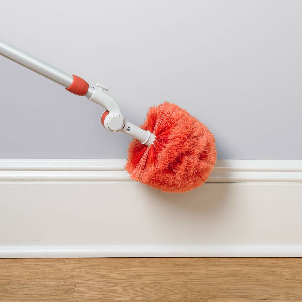 Long Reach Dusting System I8
