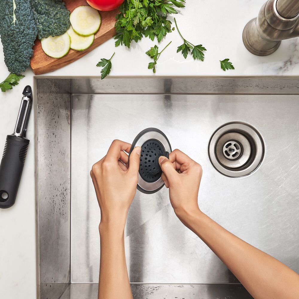 OXO Good Grips 2-In-1 Sink Strainer & Stopper Tray Pack W3