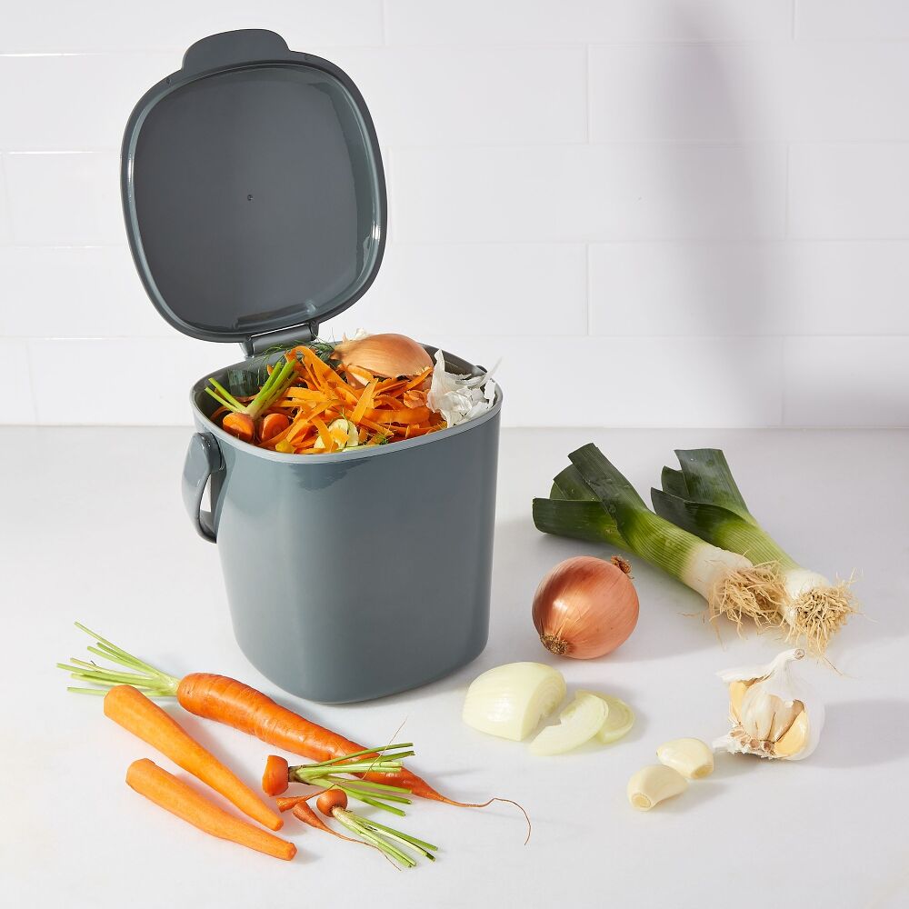 Easy-Clean Compost Bin - 0.75 Gal H1