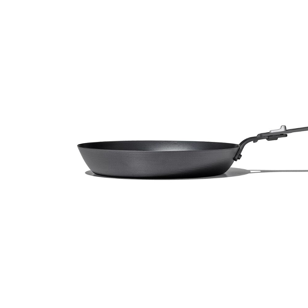 Carbon Steel With Removable Handle 10in Pan K8