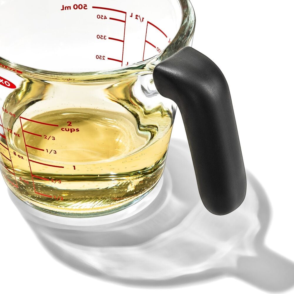 2 Cup Glass Measuring Cup with Lid R4