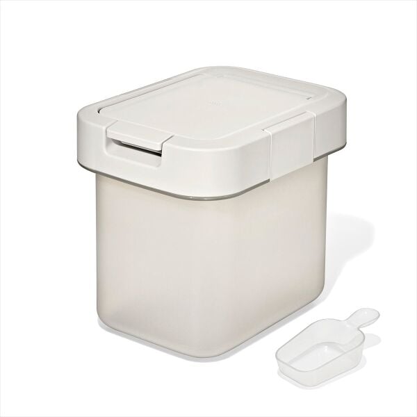 OXO Pet Airtight Food Container with Scoop — Small D9