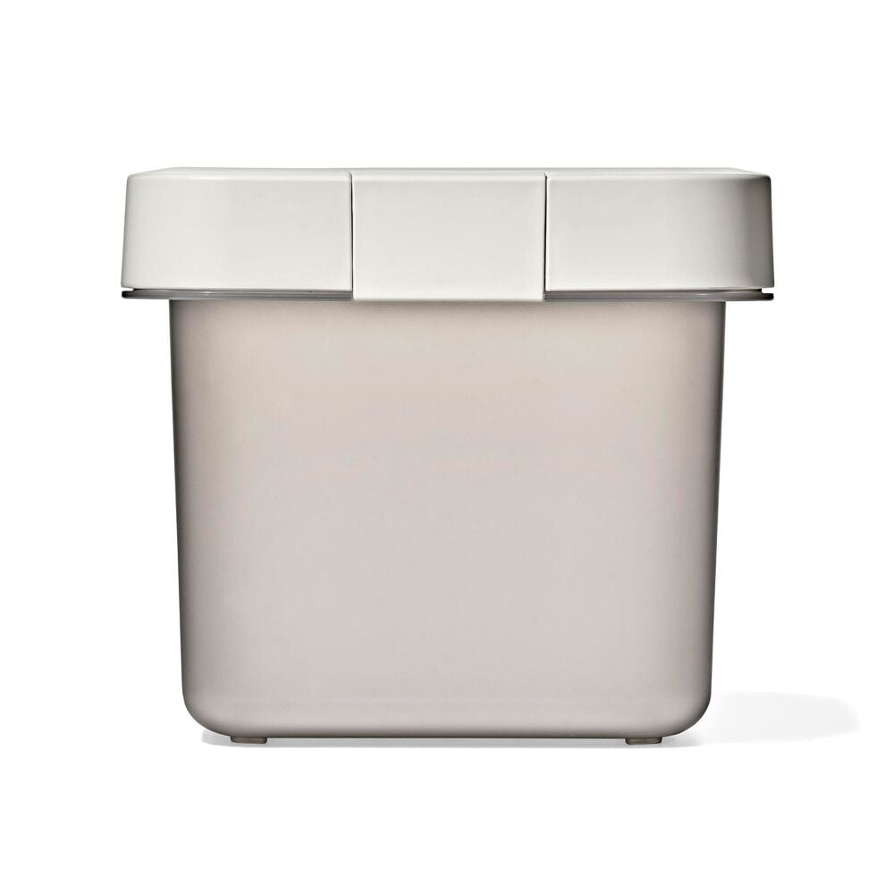OXO Pet Airtight Food Container with Scoop — Small D9