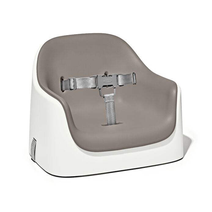 Nest Booster Seat with Removable Cushion I6
