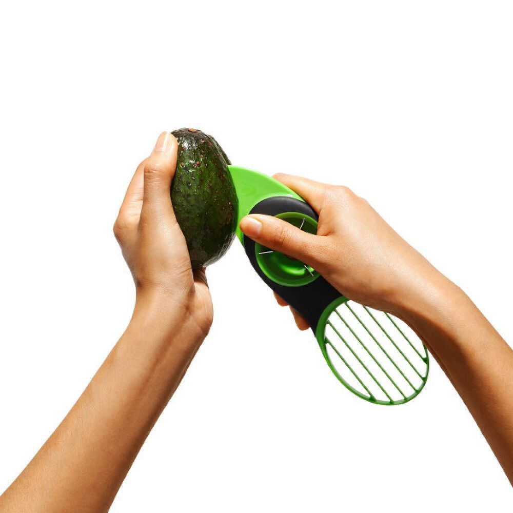 3-in-1 Avocado Slicer S8