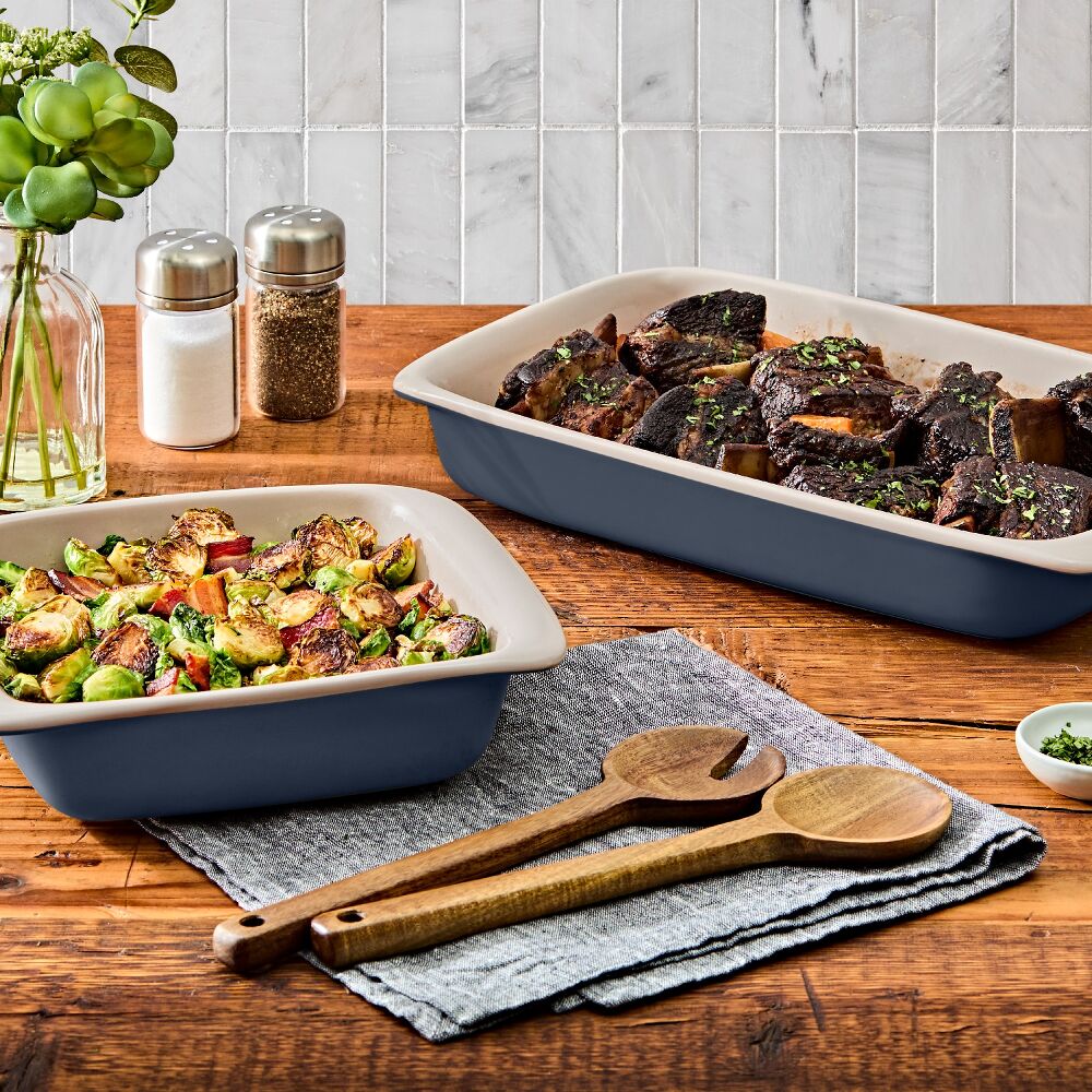 2 Qt Square Stoneware Baking Dish B4