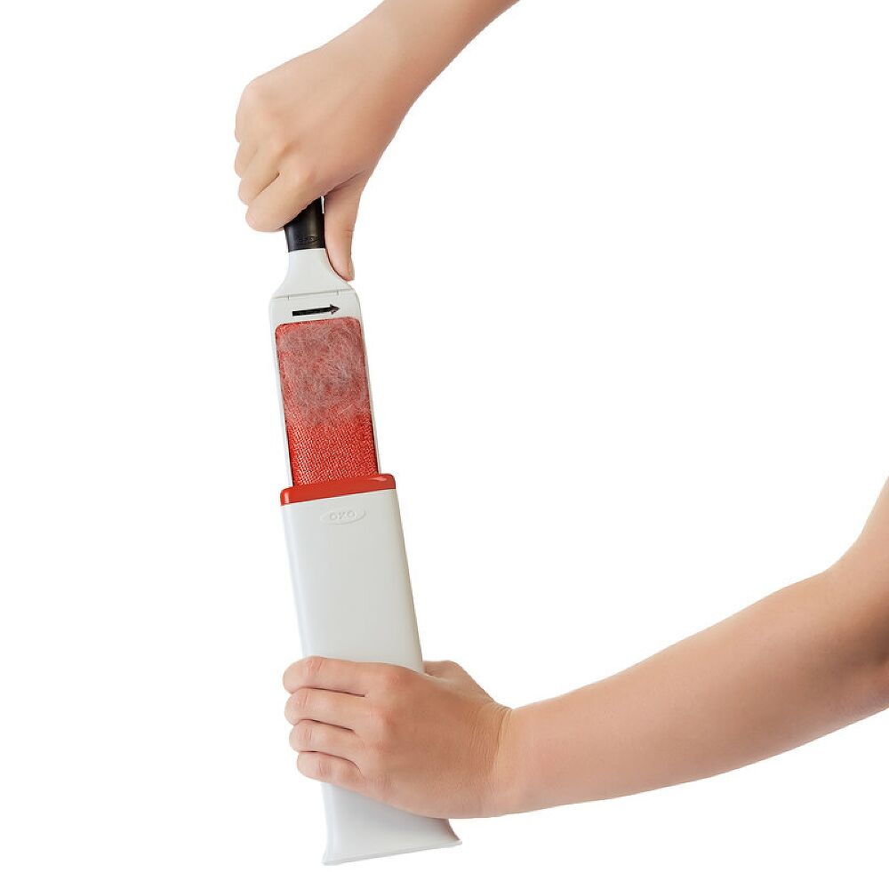 FurLifter Furniture Brush C2