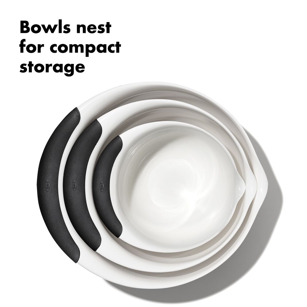 3 Quart Mixing Bowl C9