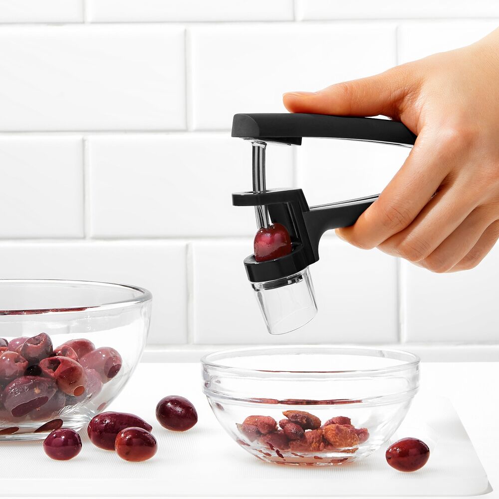 Cherry & Olive Pitter - Black D1