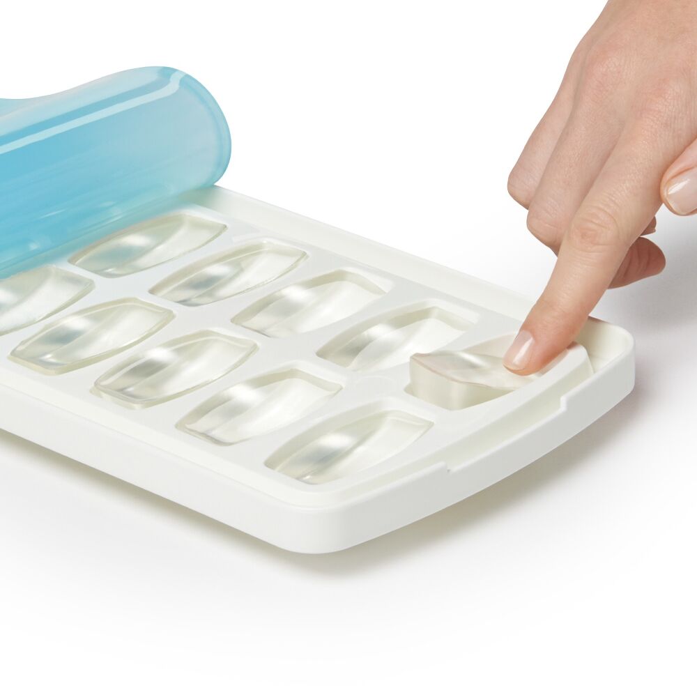 No-Spill Ice Cube Tray - 2 Pack V1