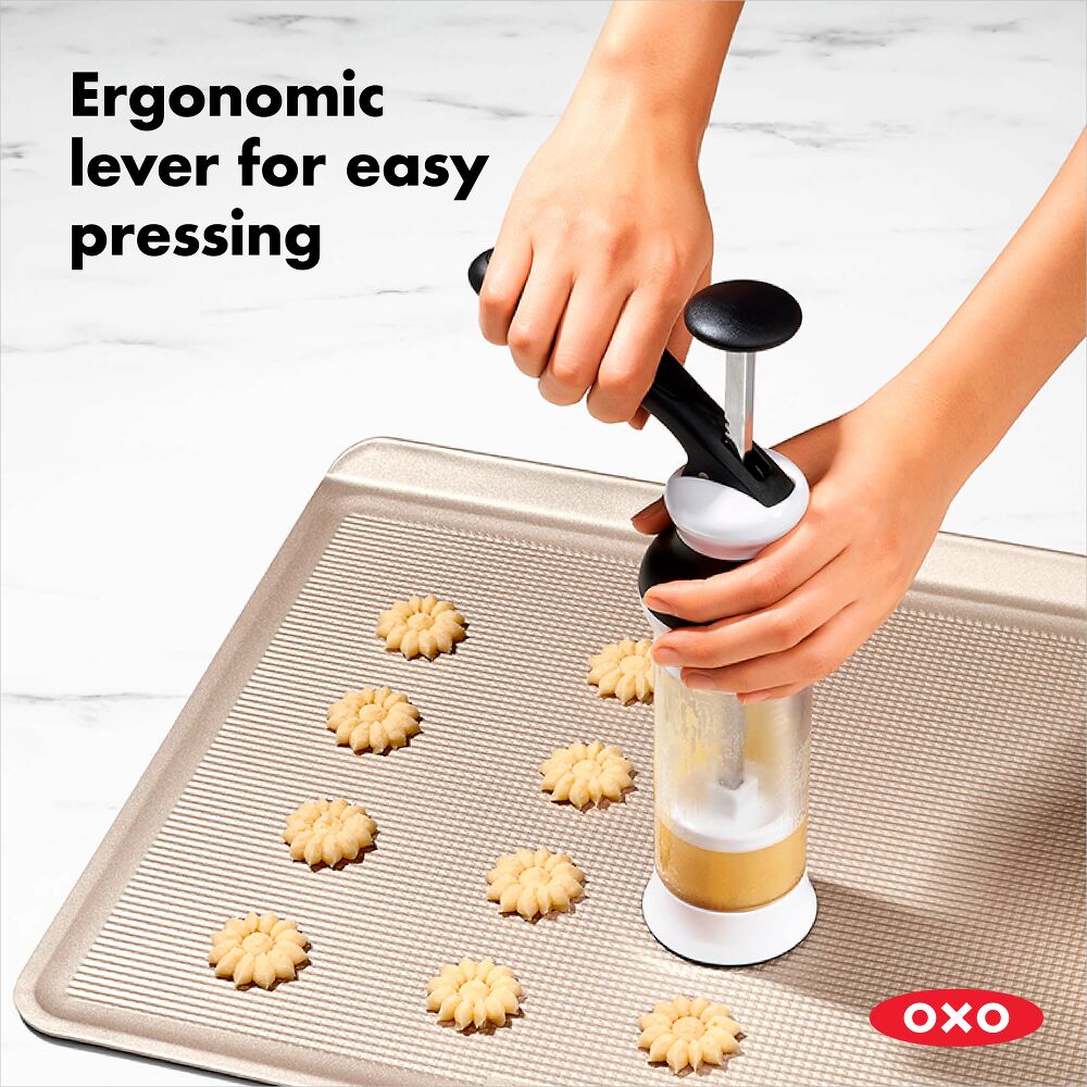 14-Piece Cookie Press Set B9