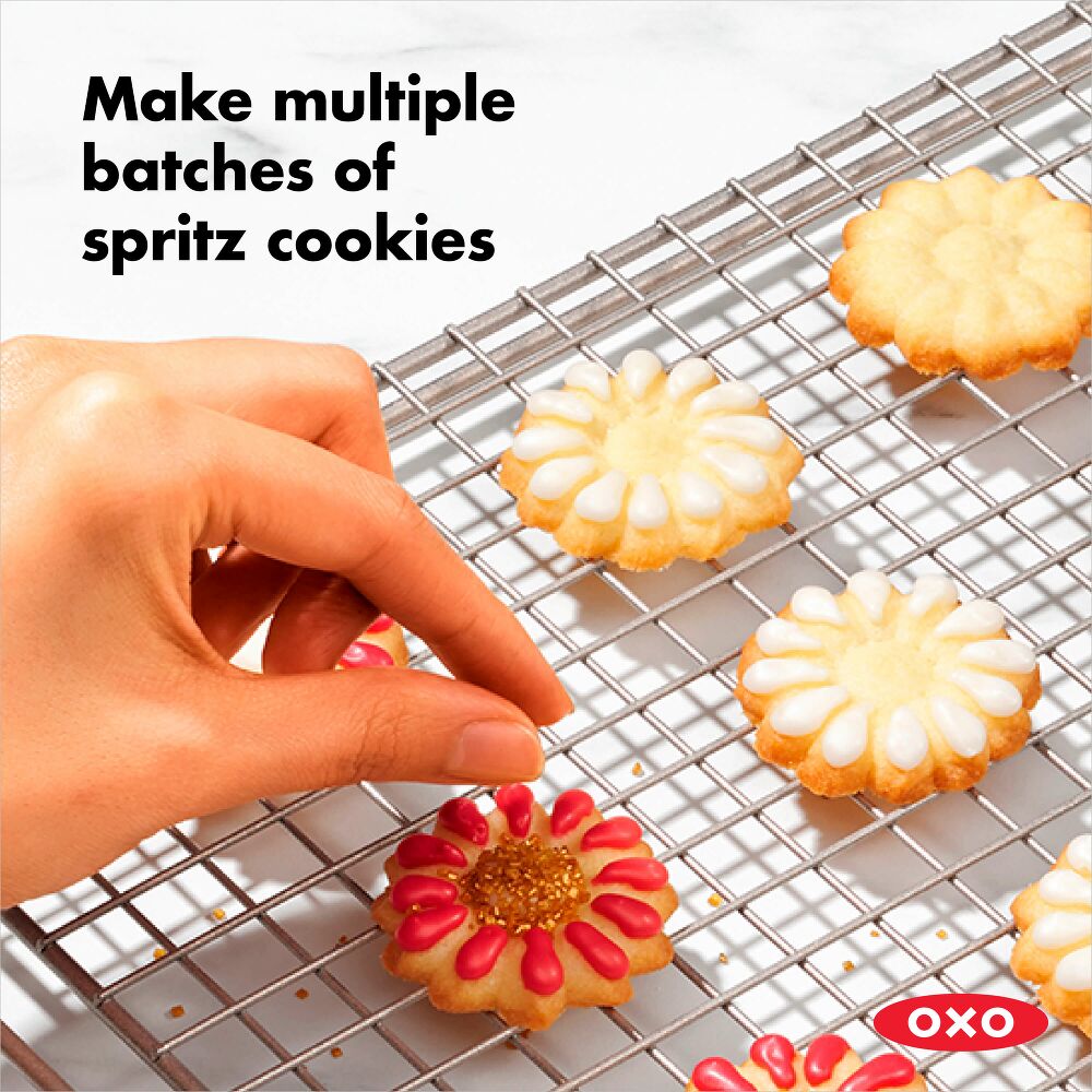 14-Piece Cookie Press Set B9