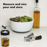 Little Salad Dressing Shaker D0