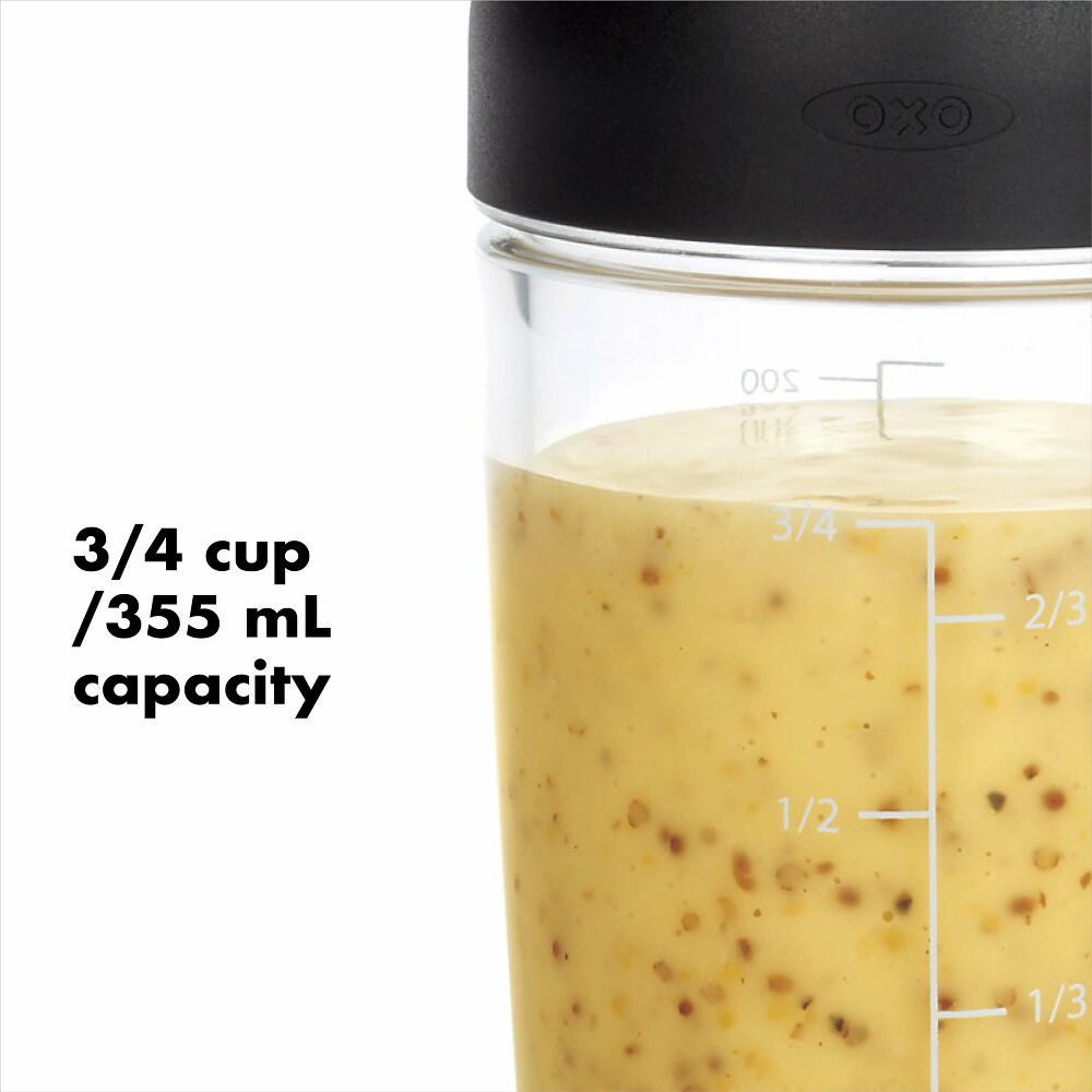 Little Salad Dressing Shaker D0