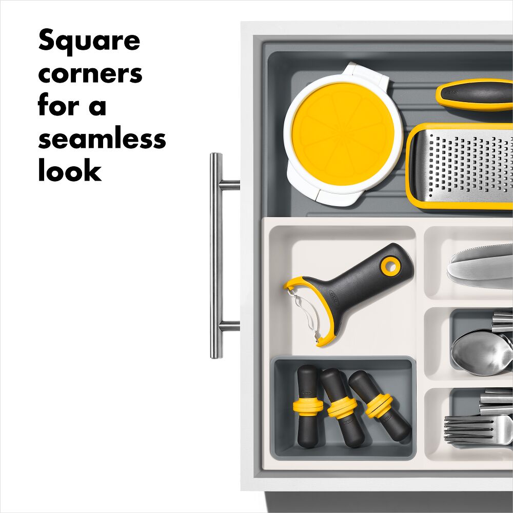OXO Good Grips Expandable Utensil Drawer Organizer D2