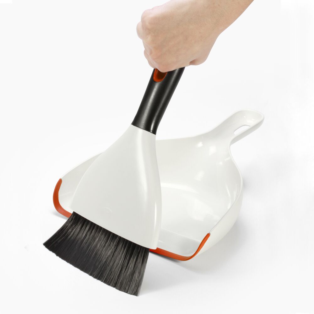 Dustpan & Brush Set L3
