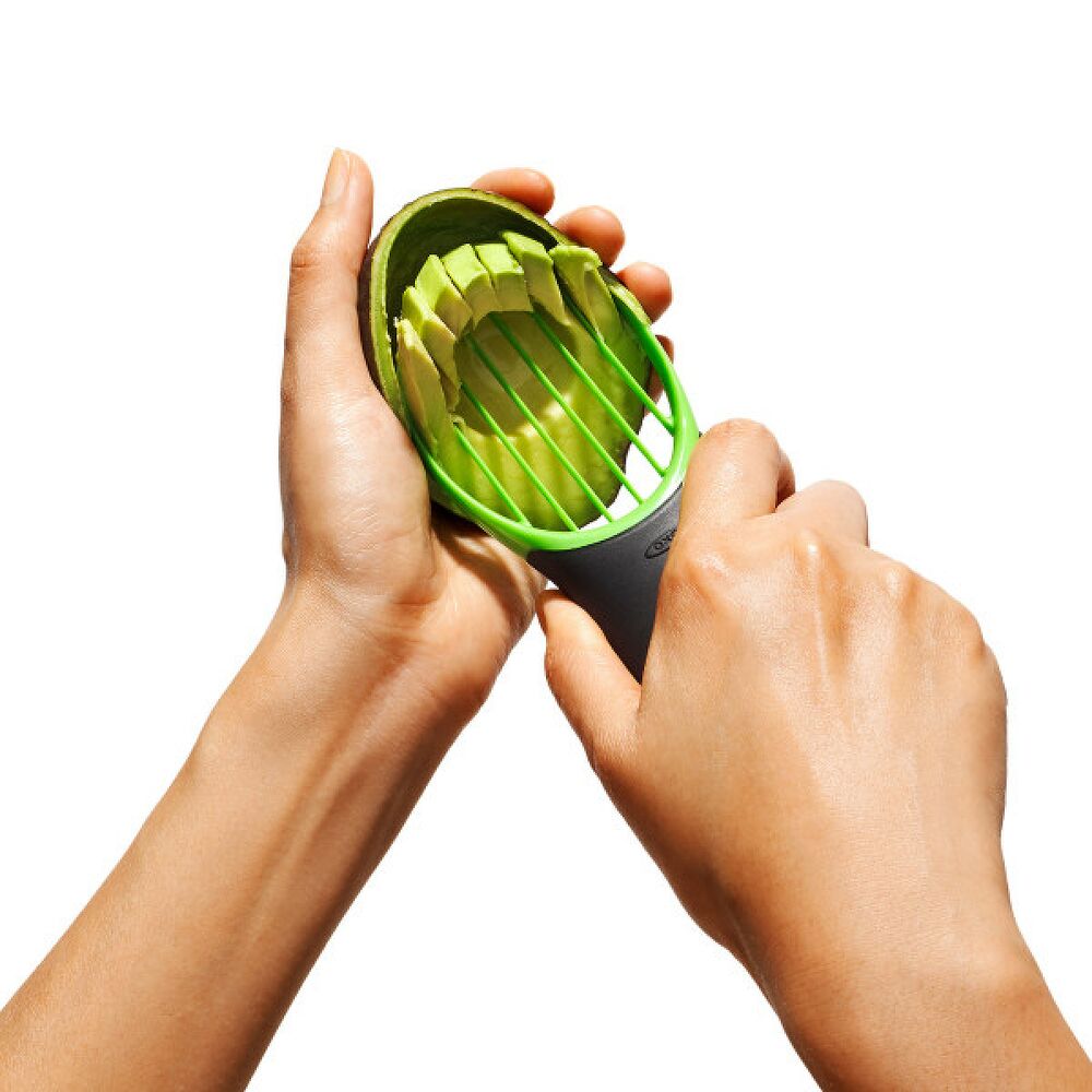 3-in-1 Avocado Slicer C1