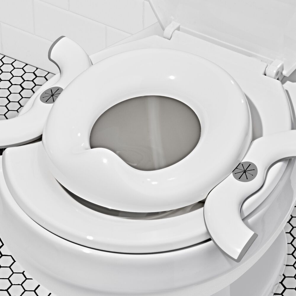 2-in-1 Go Potty™ with Travel Bag W0