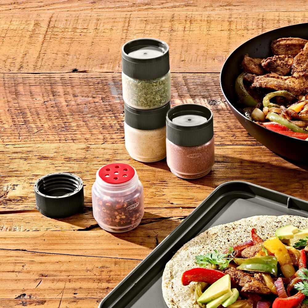 Outdoor 4-Piece Spice Shaker Set N8