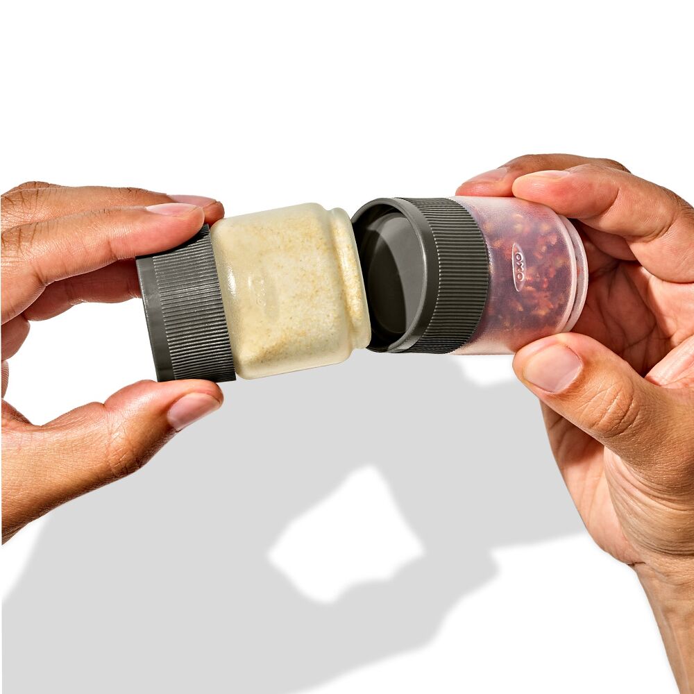Outdoor 7-Piece Spice Shaker & Squeeze Bottle Set M6