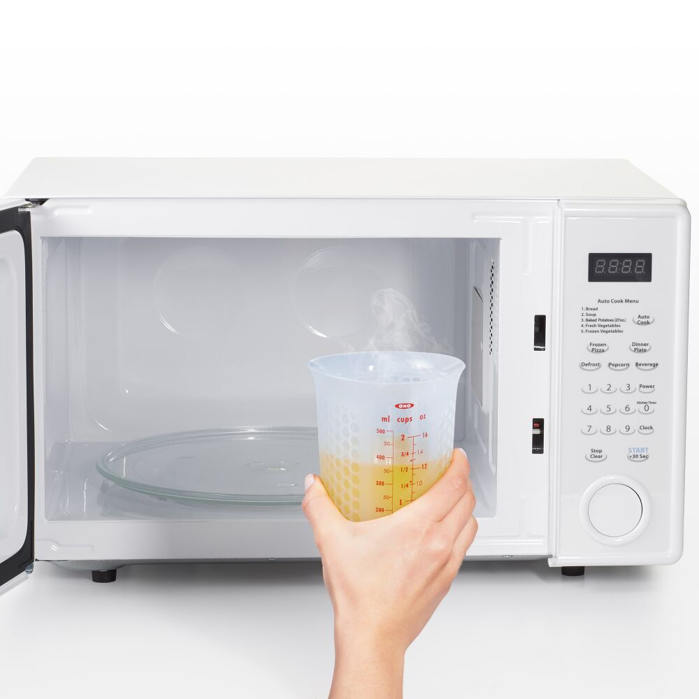 2 Cup Squeeze & Pour Silicone Measuring Cup L5