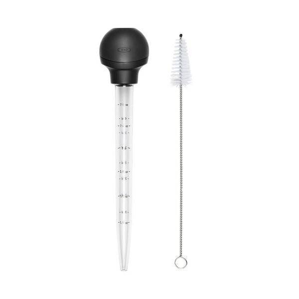 Baster with Cleaning Brush F8