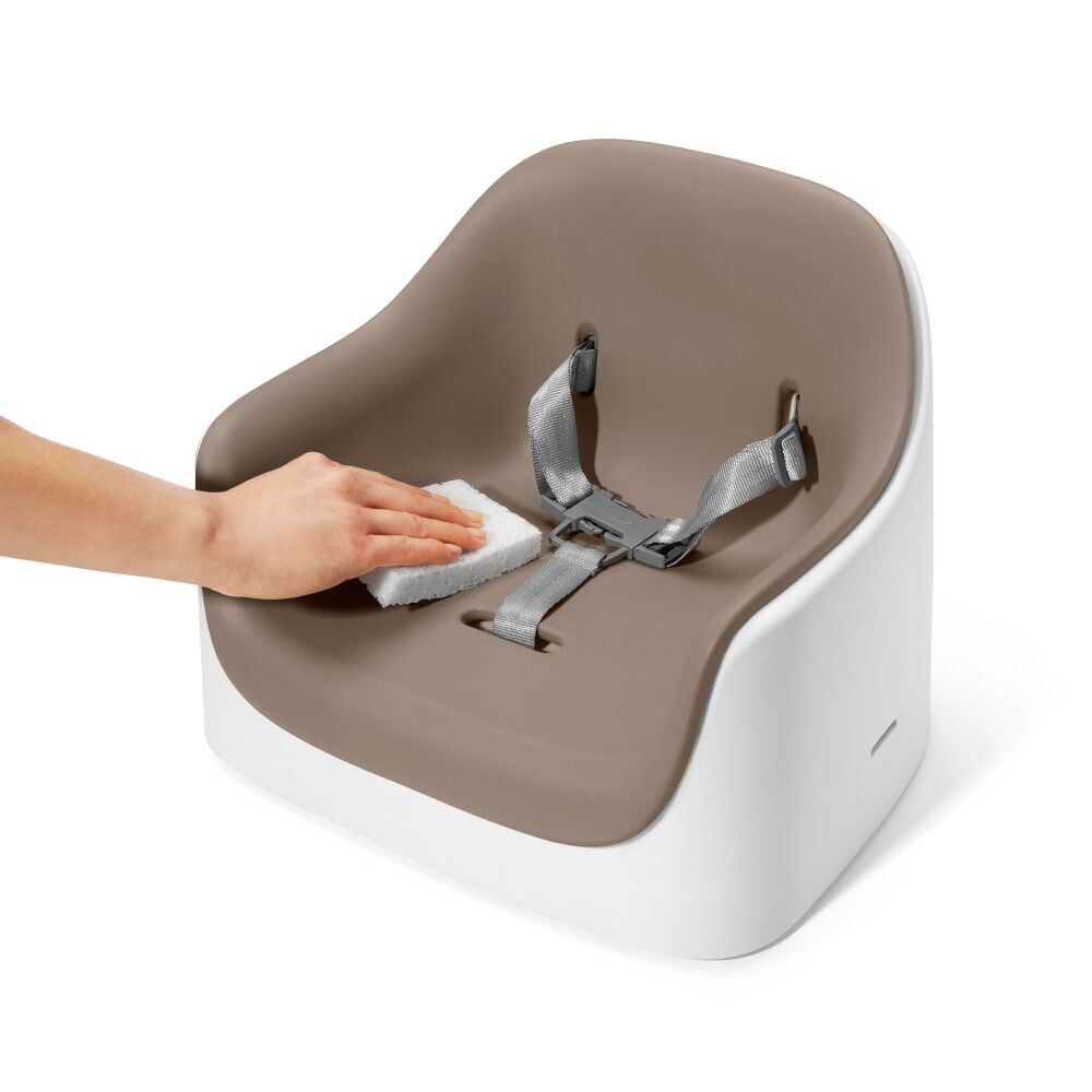 Nest Booster Seat with Removable Cushion I6